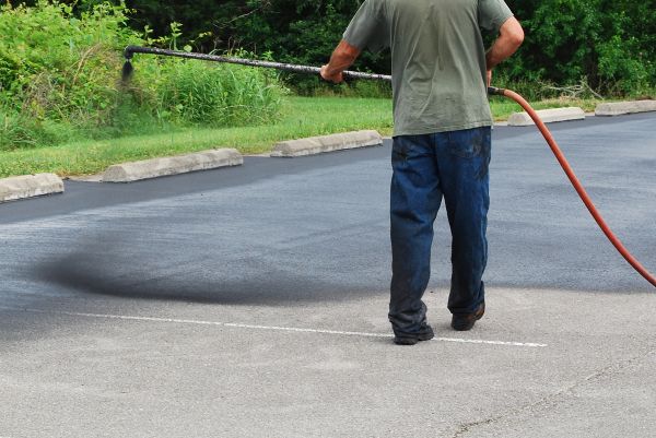 Lot Sealcoating in Edmond