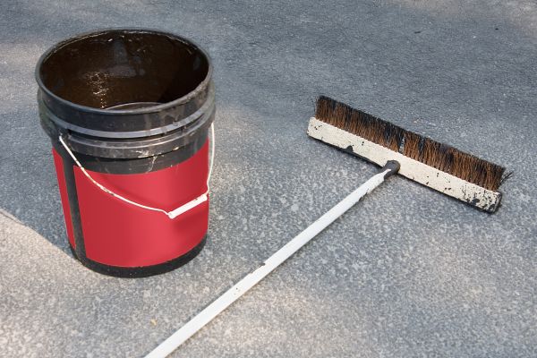 Cost of Asphalt Recoating in Edmond